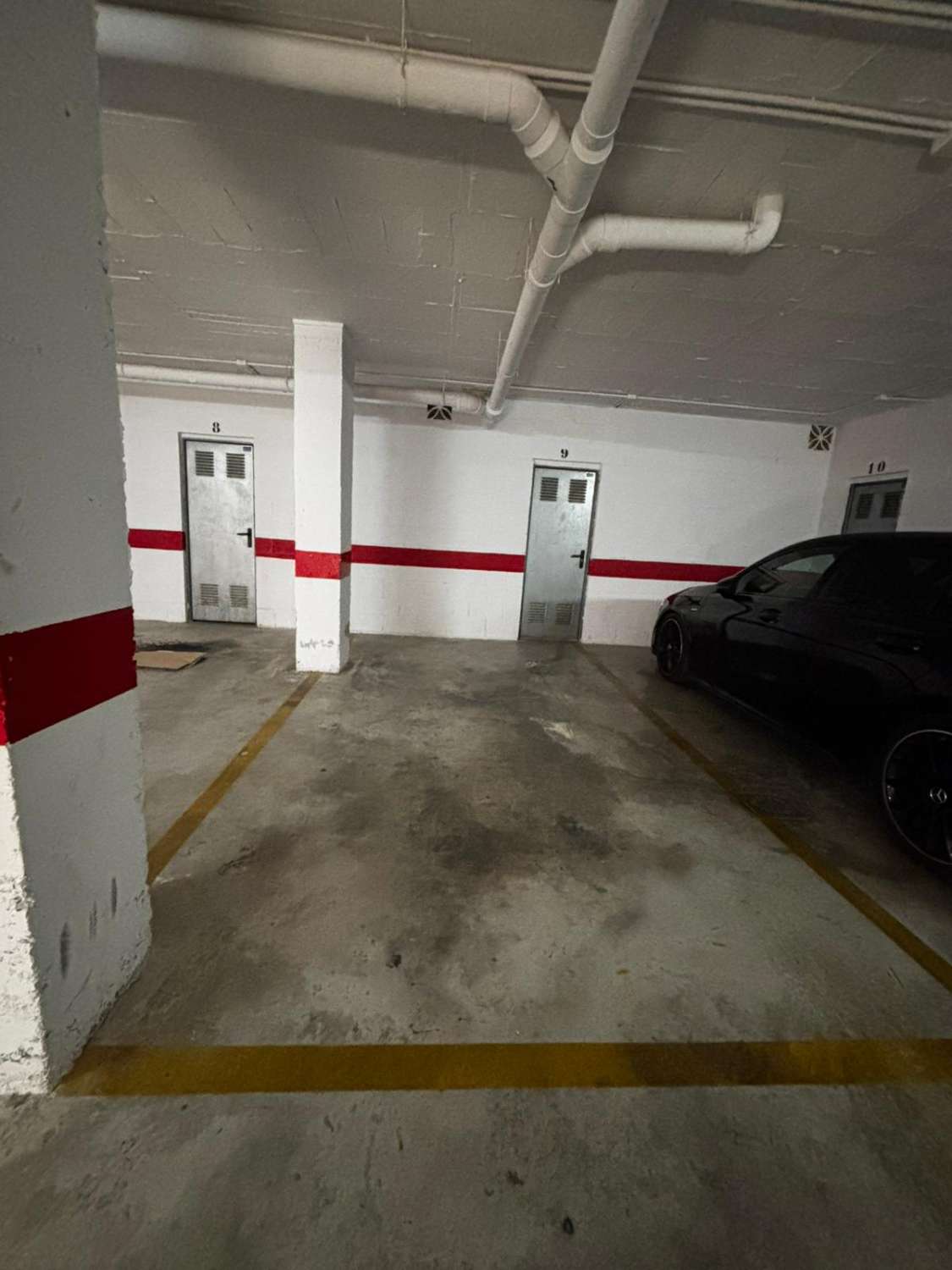Piso de tres dormitorios con parking  en pleno centro de Alhaurín de la Torre.